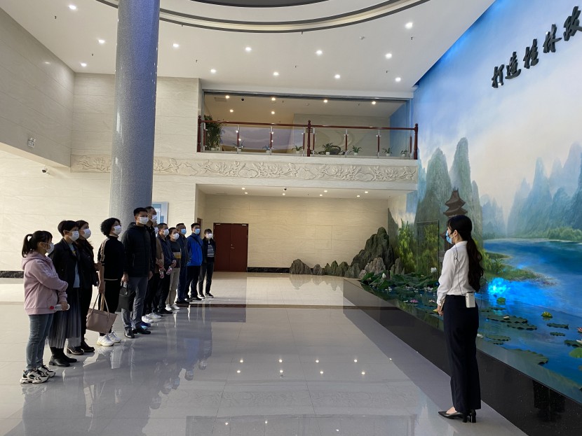 公司党总支组织党员参观桂林市廉政教育基地 (2)